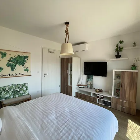 Villa Beachside